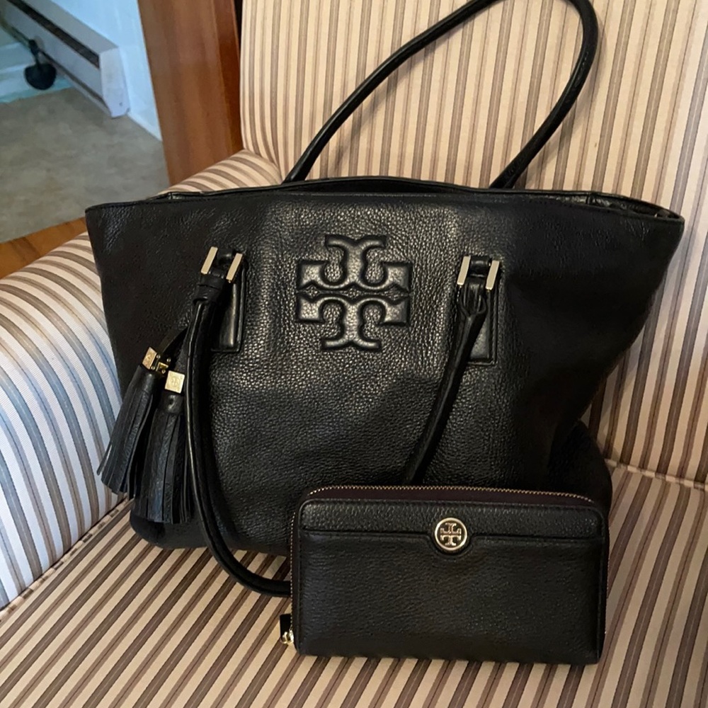 Tory Burch Thea tote and wallet